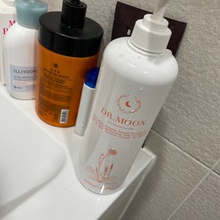 프리[닥터문] 유산균 락토케어 질경초 여성청결제 1000ml (젤타입) — 4점을 준 리뷰어가 2022년 7월 올린 사용 사진
