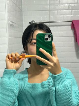 펙트럼 안티박 프리미엄 칫솔 8개입 — 4.5점을 준 리뷰어가 2023년 12월 올린 사용 사진