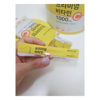 서울약사신협 프리미엄비타민C1000_2.5G x 100포 — 5점을 준 리뷰어가 2021년 5월 올린 사용 사진