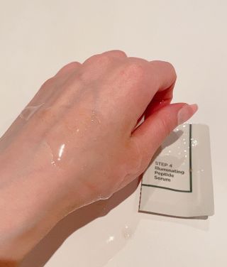 태그스킨 4스텝 주름개선 피부미백 영양 마스크팩 3개 세트(최신버전) — 3점을 준 리뷰어가 2022년 5월 올린 사용 사진