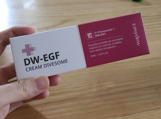 이지듀 DW-EGF 크림 다이브좀_콜라겐이 쏙쏙, 탄력피부로 다이빙 — 5점을 준 리뷰어가 2021년 2월 올린 사용 사진