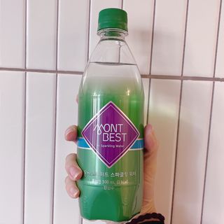 몽베스트 Montbest with Sparkling water Plain 20병 — 5점을 준 리뷰어가 2021년 11월 올린 사용 사진