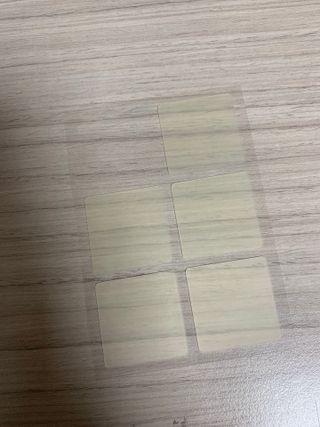[큐어반H 커팅] 간편하게 떼서 쓰는 자외선차단 습윤밴드 (1팩/30매입) — 5점을 준 리뷰어가 2022년 10월 올린 사용 사진
