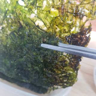 [해림맛김] 들기름에 구운 바삭바삭 김 4종 세트 + 1종 랜덤발송 총5개입 — 5점을 준 리뷰어가 2021년 2월 올린 사용 사진