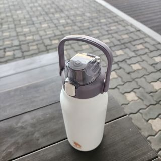 모즈스웨덴 MOZ 스웨덴 316 스텐 대용량 원터치 손잡이 보냉보온병 — 5점을 준 리뷰어가 2023년 8월 올린 사용 사진