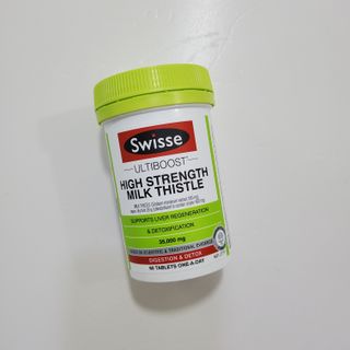 Swisse 스위스 고함량 밀크씨슬 35,000mg 60정 — 5점을 준 리뷰어가 2021년 11월 올린 사용 사진