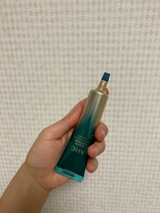 [NEW 탄력유턴 아이크림] AHC 유스 래스팅 리얼 아이크림 포 페이스 — 5점을 준 리뷰어가 2021년 2월 올린 사용 사진