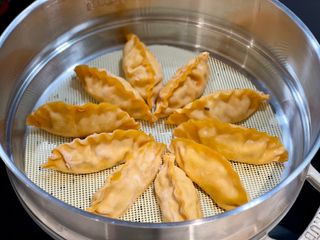 한만두 진한 해물맛 짬뽕만두 1kg — 5점을 준 리뷰어가 2021년 4월 올린 사용 사진
