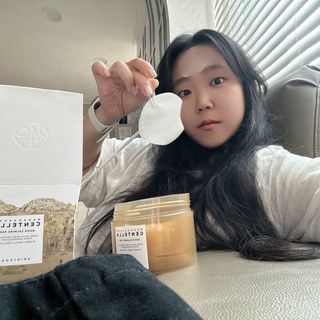 스킨1004 [SKIN1004] 마다가스카르 센텔라 퀵 카밍 패드 70매 130ml — 4점을 준 리뷰어가 2024년 9월 올린 사용 사진