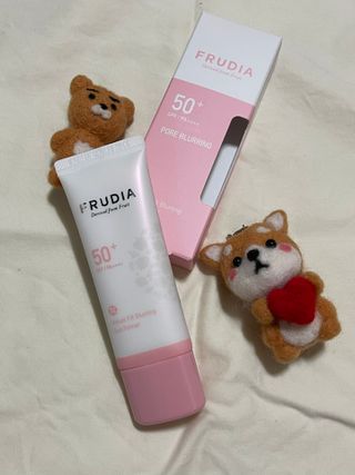 [후르디아] 모공블러 비건 선 프라이머 — 4점을 준 리뷰어가 2022년 6월 올린 사용 사진