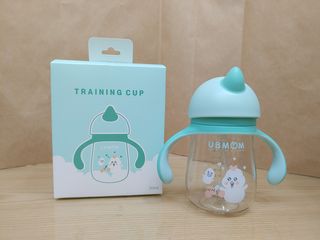 유비맘 트라이탄 코니빨대컵_컬러 랜덤 발송 — 5점을 준 리뷰어가 2021년 1월 올린 사용 사진