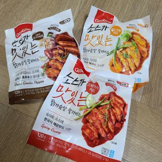 굽네몰 [굽네] 소스가 맛있는 닭가슴살 슬라이스 4종 — 5점을 준 리뷰어가 2021년 4월 올린 사용 사진