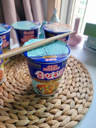 NISSIN 닛신 컵누들  4종 - 씨푸드오리지날, 씨푸드 스파이시, 씨푸드 커리, 씨푸드 XO소스 — 5점을 준 리뷰어가 2021년 10월 올린 사용 사진
