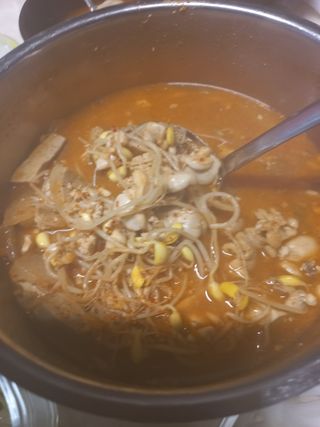 소담스퀘어 상암 궁중해물탕조씨집 백년가게 조씨집 팔뚝탕1인분550g — 4.5점을 준 리뷰어가 2022년 12월 올린 사용 사진