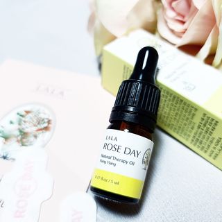 라라로즈데이 시즌2 천연 아로마오일 Y존 케어 속옷향수 이너퍼퓸 5ml  여성의 자존감을 UP시키자 — 3점을 준 리뷰어가 2021년 9월 올린 사용 사진