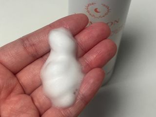 MF프리 [닥터문] 유산균 락토케어 질경초 여성청결제 200ml (폼타입) — 5점을 준 리뷰어가 2024년 8월 올린 사용 사진