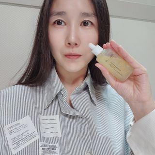 에센느 닥터 멜라닌 화이트닝 앰플 — 5점을 준 리뷰어가 2023년 4월 올린 사용 사진
