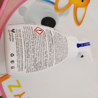 에티튜드 천연 젖병세정제 무향 아토베이비 폼타입 (295ml) 천연 친환경 비건 — 5점을 준 리뷰어가 2022년 8월 올린 사용 사진
