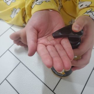 [바디홈즈] 골드 마유 샴푸 — 5점을 준 리뷰어가 2021년 11월 올린 사용 사진