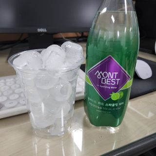 몽베스트 Montbest with Sparkling water Lime20병 — 5점을 준 리뷰어가 2022년 7월 올린 사용 사진
