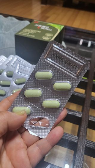 클린24시간 지중해로 쏙빠지다 1SET (800mg*60정) — 4점을 준 리뷰어가 2022년 10월 올린 사용 사진