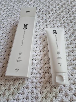 지지지 클린 퍼펙트 클렌징폼 120g — 5점을 준 리뷰어가 2022년 4월 올린 사용 사진
