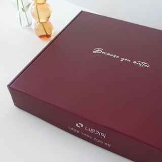 니은기억 휴대폰 속 인생샷을 담는 인생샷 액자 이태리 수입산 원목 프레임 — 5점을 준 리뷰어가 2021년 6월 올린 사용 사진