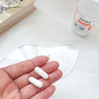 프리마인 성큼다가온 봄, 이너뷰티를 챙겨야 피부도 화사하게, 컨디션도 활기차게. 흡수율을 높인 고효율 비타민. — 5점을 준 리뷰어가 2022년 9월 올린 사용 사진