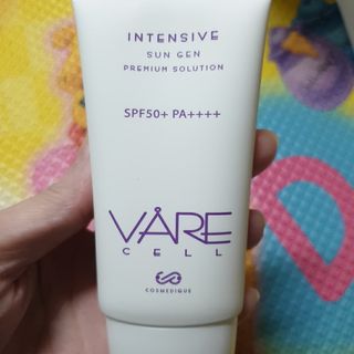 바르셀 톤업 무기자차 자외선차단제 순한 선크림 인텐시브 선 젠 50ml — 5점을 준 리뷰어가 2021년 11월 올린 사용 사진