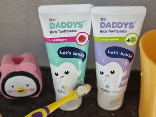 닥터데디스 안심저불소 키즈치약 (라즈베리, 청포도향 중 택 1) 60g +  여행용 미니 치약 15g — 4.5점을 준 리뷰어가 2022년 11월 올린 사용 사진
