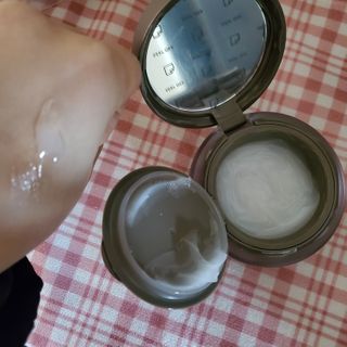 세렌디뷰티 라블룸 바이탈 리페어 크림 — 5점을 준 리뷰어가 2021년 2월 올린 사용 사진
