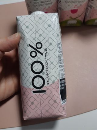 남홈 코코넛워터 주스 100퍼센트 — 5점을 준 리뷰어가 2021년 3월 올린 사용 사진