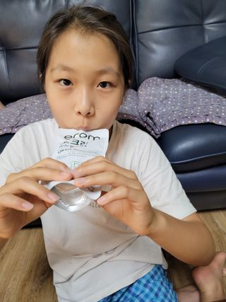 [이롬] 오크라 마시는 뷰티드링크 100mL x 20입 — 5점을 준 리뷰어가 2022년 7월 올린 사용 사진