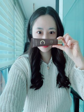 산다화 비타민C 화이트닝 크림 — 5점을 준 리뷰어가 2023년 4월 올린 사용 사진