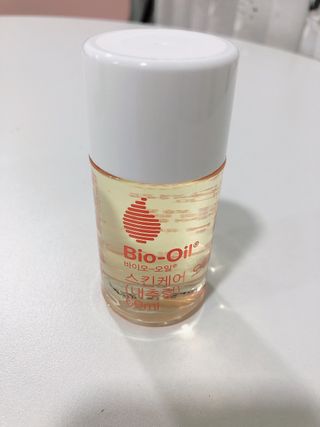 바이오오일 [바이오-오일] 스킨케어 오일 내추럴 60ml — 5점을 준 리뷰어가 2021년 10월 올린 사용 사진