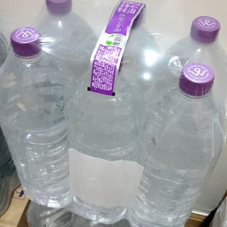 몽베스트위드어스[무라벨] 2L_6입_2Pack — 4점을 준 리뷰어가 2021년 12월 올린 사용 사진