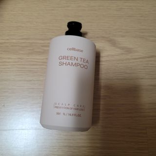 프리마인 더이상 뻣뻣하고 효과없는 탈모샴푸는 NO. 근본부터 케어하는 셀베이스 그린티샴푸(500ml) — 1점을 준 리뷰어가 2023년 3월 올린 사용 사진