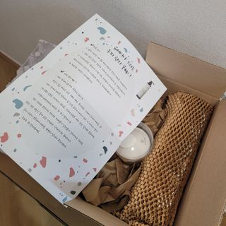 유메이 웰니스 샴푸 + 유메이 스칼프 브러쉬 — 4점을 준 리뷰어가 2022년 4월 올린 사용 사진