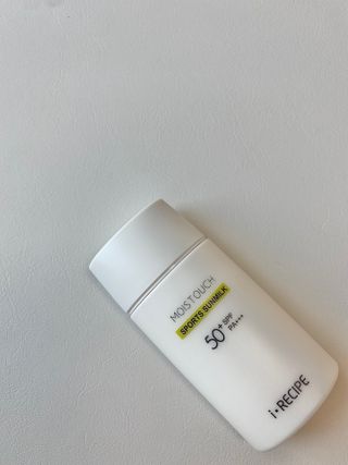 아이레시피 모이스트터치 스포츠 선밀크 50ml (SPF50+ PA+++) — 5점을 준 리뷰어가 2023년 6월 올린 사용 사진