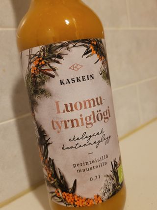 H365 [Kaskein Luomutyrniglögi] 핀란드 전통 무알콜 멀드와인 시벅톤 글로기 — 5점을 준 리뷰어가 2021년 4월 올린 사용 사진