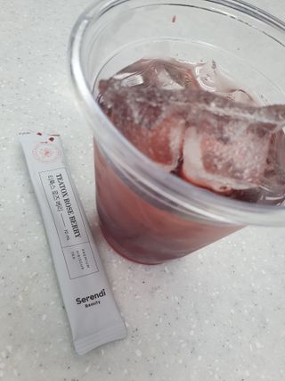 세렌디뷰티_이너뷰티 티톡스 로즈 베리 — 5점을 준 리뷰어가 2021년 5월 올린 사용 사진