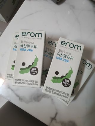 이롬 erom 황성주박사의 국산콩 두유 검은콩 고칼슘 — 5점을 준 리뷰어가 2020년 12월 올린 사용 사진