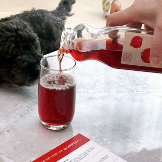 [바이윙클] 페르시아 유기농 석류 착즙주스 750ml 2병 + 선물박스 세트 — 5점을 준 리뷰어가 2022년 3월 올린 사용 사진
