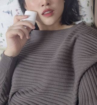 부쉬맨 워터프루프 서핑 선스틱 16g SPF50+ PA++++ — 5점을 준 리뷰어가 2023년 4월 올린 사용 사진
