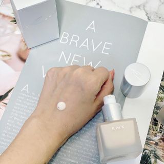 [RMK] 메이크업 베이스 + 리퀴드 파운데이션 — 5점을 준 리뷰어가 2021년 3월 올린 사용 사진