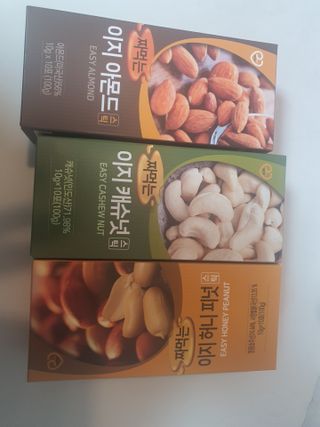 짜먹는 이지견과 짜먹는 이지아몬드, 짜먹는 이지허니피넛, 짜먹는 이지캐슈넛 각 10g X  10포 — 5점을 준 리뷰어가 2021년 3월 올린 사용 사진
