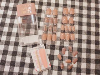 데싱디바 매직프레스 레귤러 스퀘어_6종 중 택 1 — 5점을 준 리뷰어가 2021년 9월 올린 사용 사진