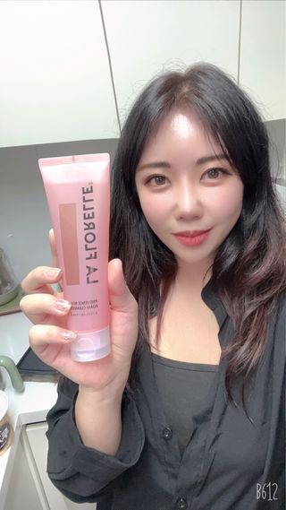 라플로렐 프로방스 로즈 폼클렌저 — 5점을 준 리뷰어가 2022년 4월 올린 사용 사진