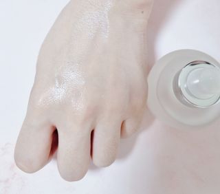 브에노 파리퀸 윌 페이스 오일 — 5점을 준 리뷰어가 2021년 8월 올린 사용 사진