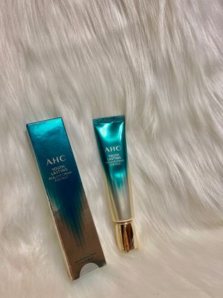 [NEW 탄력유턴 아이크림] AHC 유스 래스팅 리얼 아이크림 포 페이스 — 5점을 준 리뷰어가 2021년 2월 올린 사용 사진